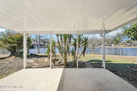 8551 Lori Ann Court Jacksonville FL 32220