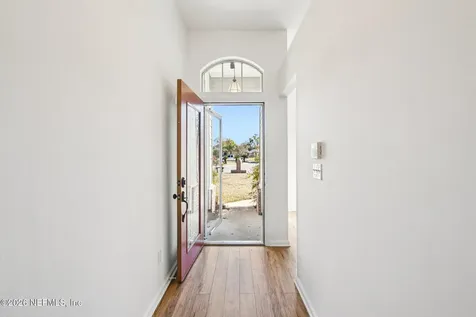 8551 Lori Ann Court Jacksonville FL 32220
