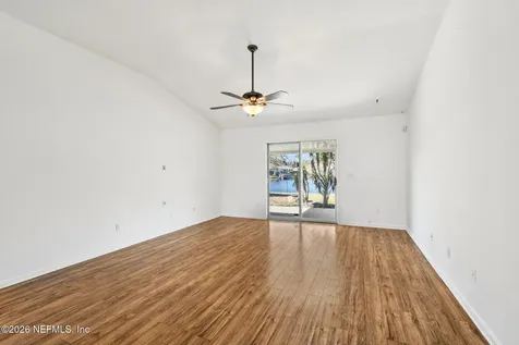 8551 Lori Ann Court Jacksonville FL 32220