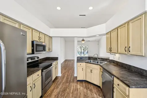 8551 Lori Ann Court Jacksonville FL 32220