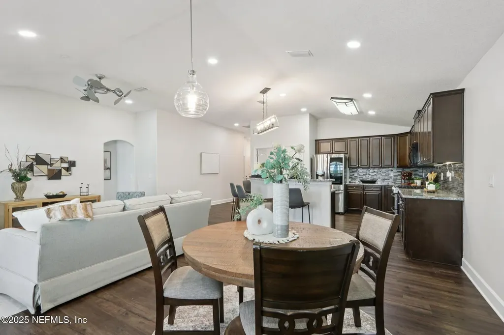 54106 Amblerwood Way Callahan FL 32011