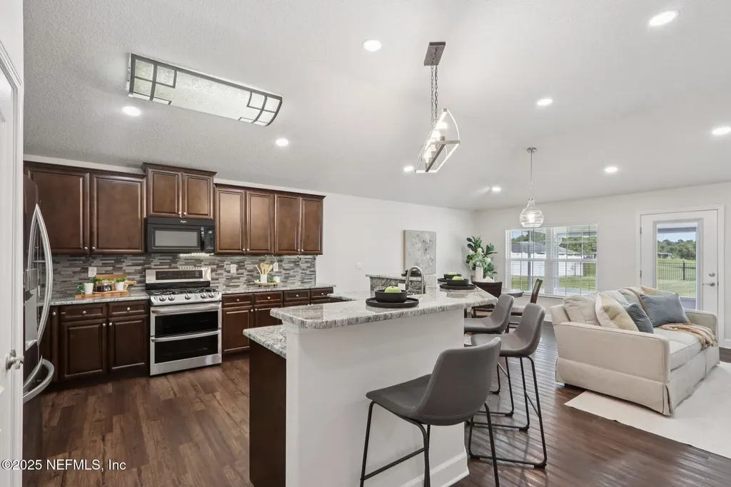 54106 Amblerwood Way Callahan FL 32011