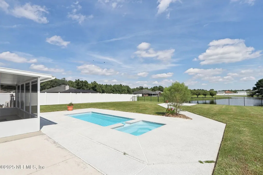 54106 Amblerwood Way Callahan FL 32011