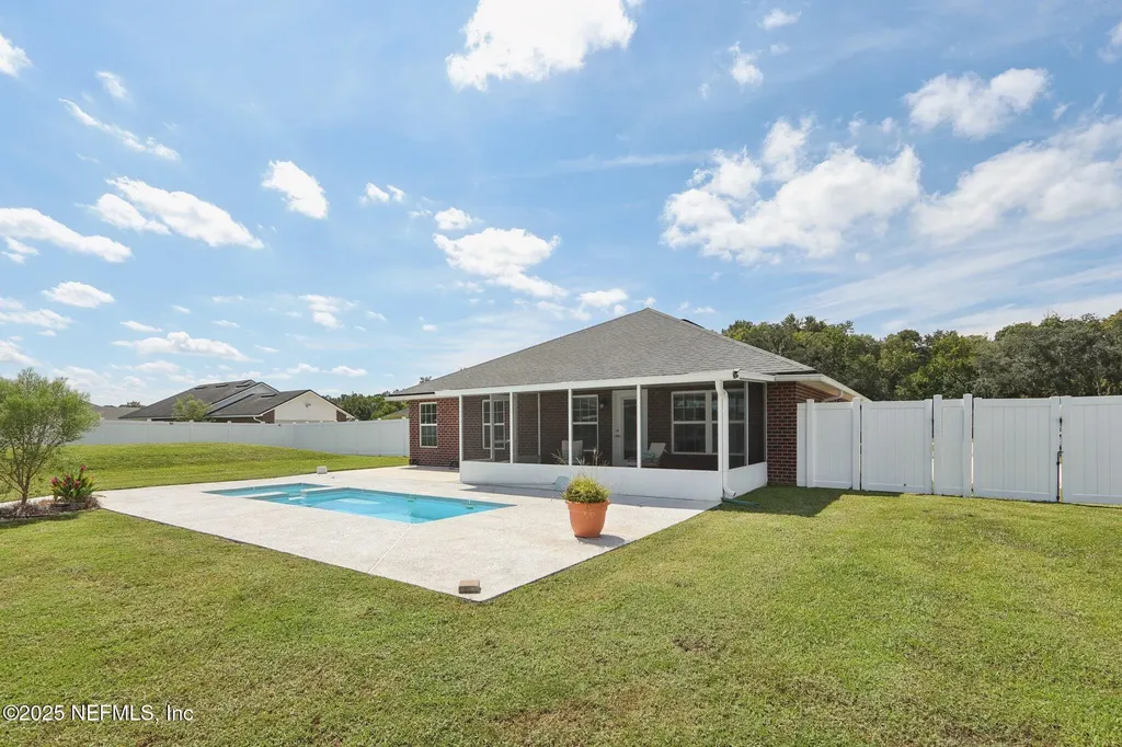 54106 Amblerwood Way Callahan FL 32011