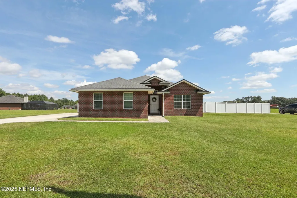 54106 Amblerwood Way Callahan FL 32011