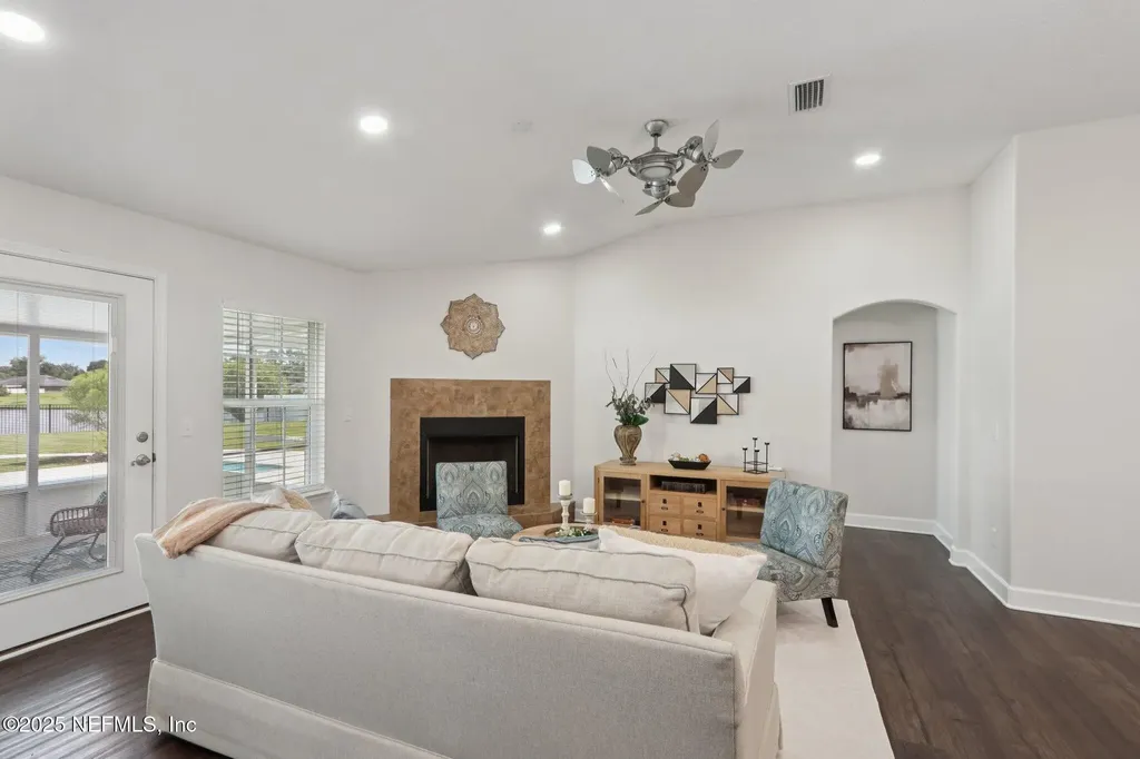 54106 Amblerwood Way Callahan FL 32011