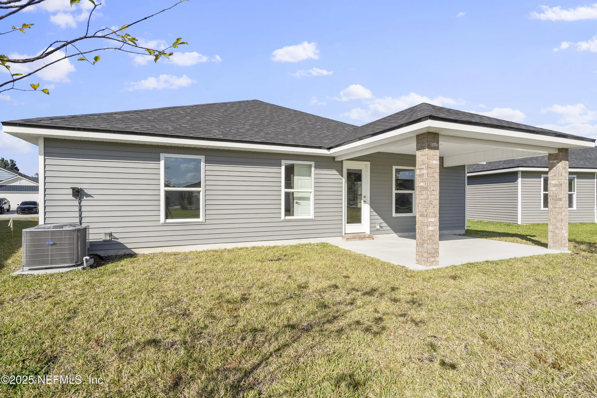 8363 Helmsley Boulevard Jacksonville FL 32219