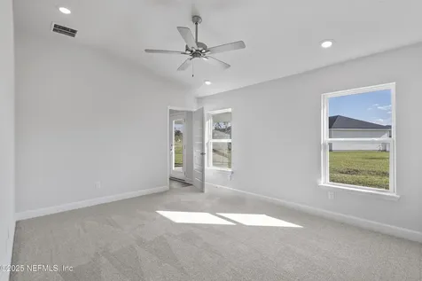 8363 Helmsley Boulevard Jacksonville FL 32219
