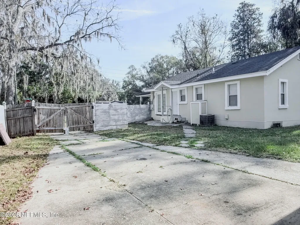 10728 Old Kings Road Jacksonville FL 32219