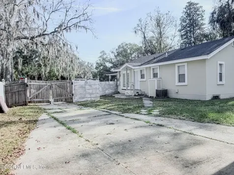 10728 Old Kings Road Jacksonville FL 32219