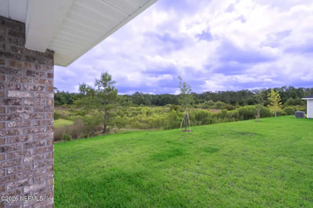 8381 Helmsley Boulevard Jacksonville FL 32219