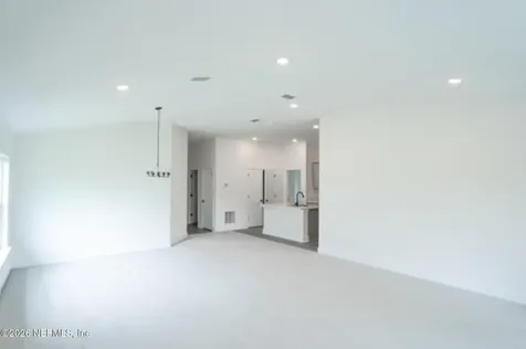 8381 Helmsley Boulevard Jacksonville FL 32219