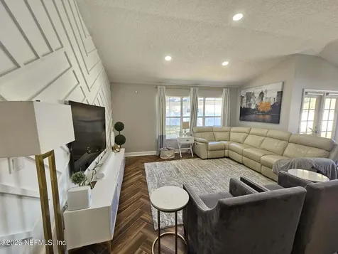 890 Misty Oak Street Orange Park FL 32065