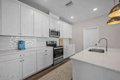 9915 Revolution Court Jacksonville FL 32256