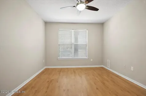 8539 Gate Parkway Jacksonville FL 32216