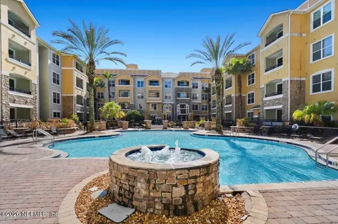 8539 Gate Parkway Jacksonville FL 32216