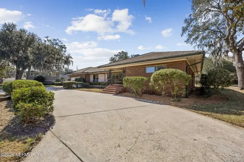 4768 Queen Lane Jacksonville FL 32210