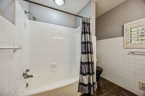 4768 Queen Lane Jacksonville FL 32210