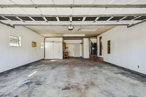 4768 Queen Lane Jacksonville FL 32210