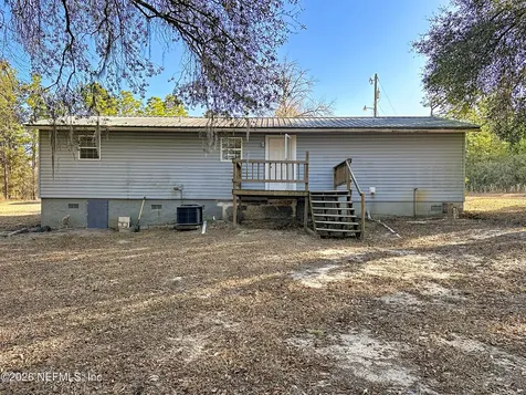 141 Paris Street Interlachen FL 32148