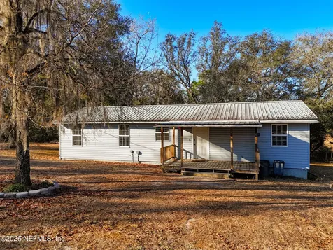 141 Paris Street Interlachen FL 32148