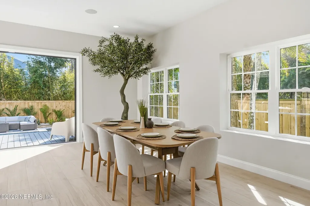 354 11th Street Atlantic Beach FL 32233