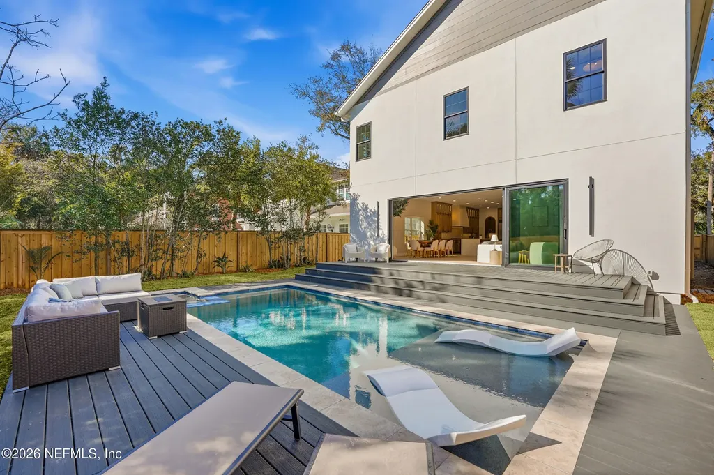 354 11th Street Atlantic Beach FL 32233