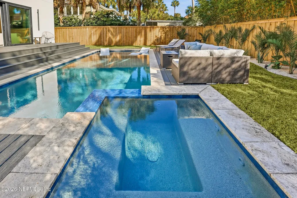 354 11th Street Atlantic Beach FL 32233