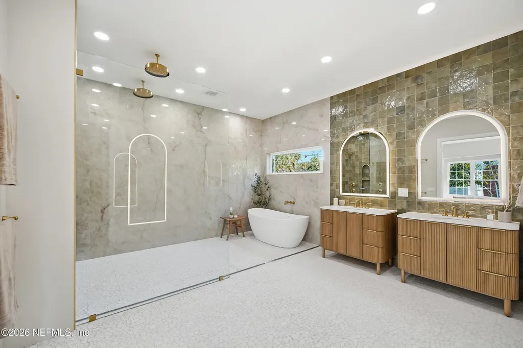 354 11th Street Atlantic Beach FL 32233