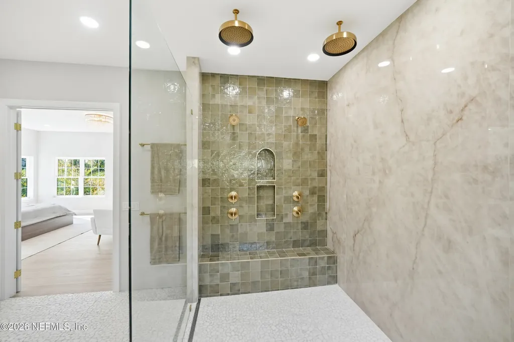 354 11th Street Atlantic Beach FL 32233