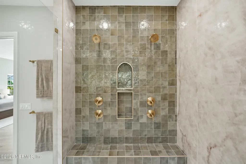 354 11th Street Atlantic Beach FL 32233