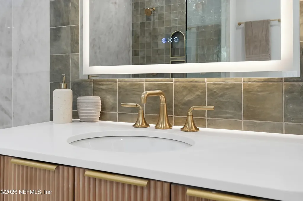 354 11th Street Atlantic Beach FL 32233