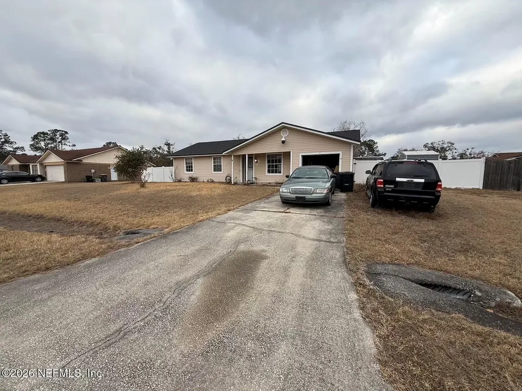 8819 Falcon Trace Drive S Jacksonville FL 32222