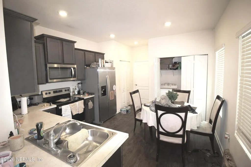 335 Aralia Lane Jacksonville FL 32216
