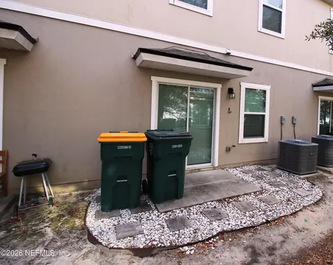 335 Aralia Lane Jacksonville FL 32216