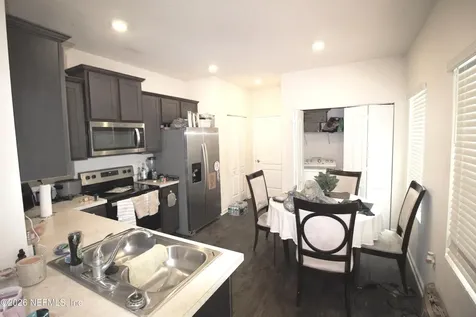 335 Aralia Lane Jacksonville FL 32216