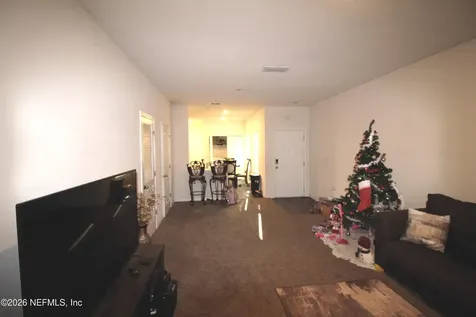 335 Aralia Lane Jacksonville FL 32216