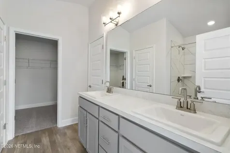 8393 Helmsley Boulevard Jacksonville FL 32119