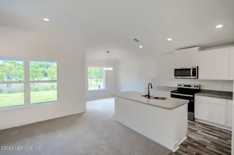 8393 Helmsley Boulevard Jacksonville FL 32219