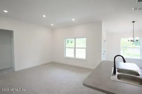 8393 Helmsley Boulevard Jacksonville FL 32219