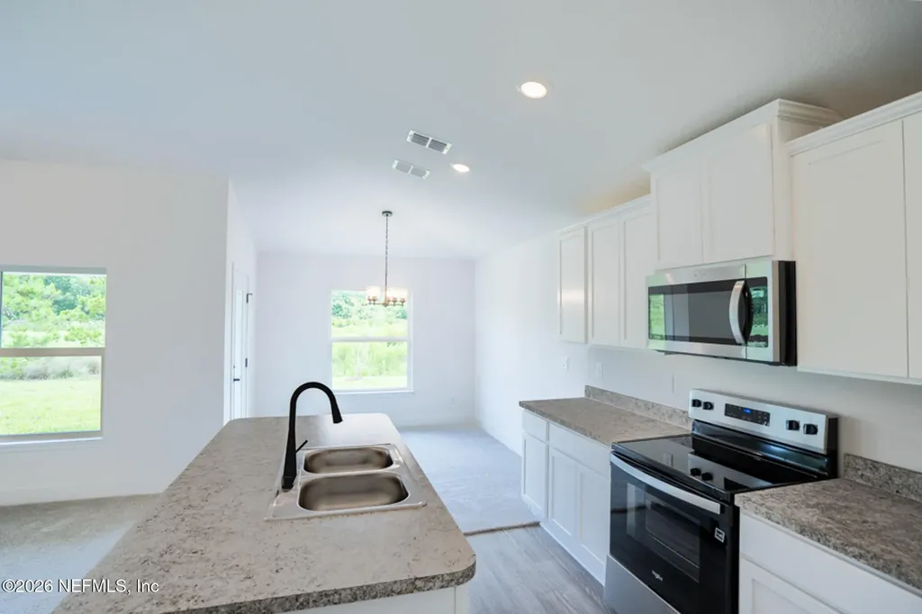 8375 Helmsley Boulevard Jacksonville FL 32119