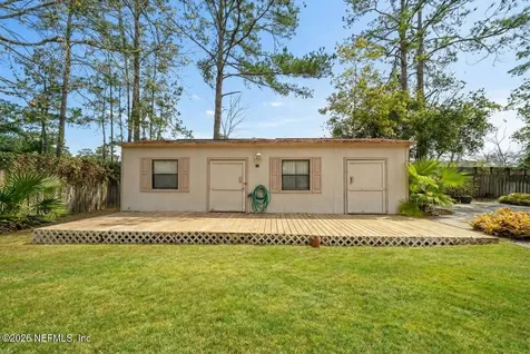 118 W Camelot Drive Palatka FL 32177