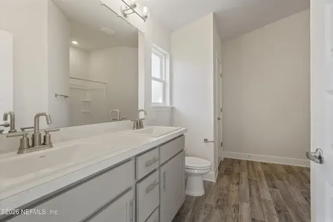 8369 Helmsley Boulevard Jacksonville FL 32219