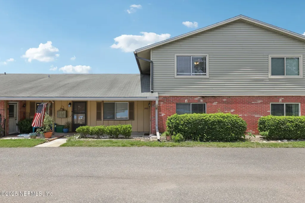 1262 The Grove Road Orange Park FL 32073