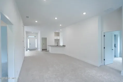 8333 Helmsley Boulevard Jacksonville FL 32219