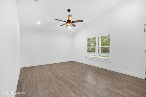 696 Oakland Avenue St. Augustine FL 32084