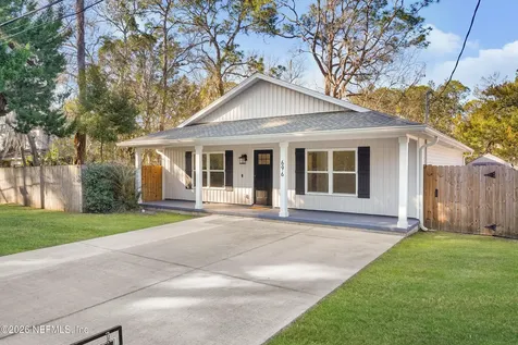 696 Oakland Avenue St. Augustine FL 32084
