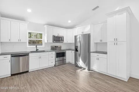 696 Oakland Avenue St. Augustine FL 32084