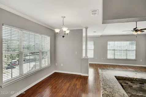 7800 Point Meadows Drive Jacksonville FL 32256