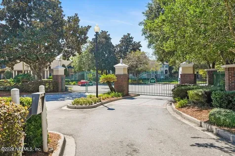 7800 Point Meadows Drive Jacksonville FL 32256